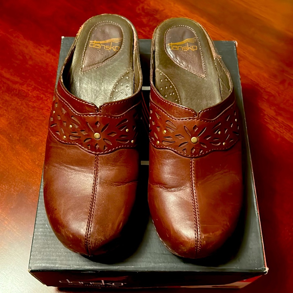 Dansko Brown Clogs size 11 EUR41